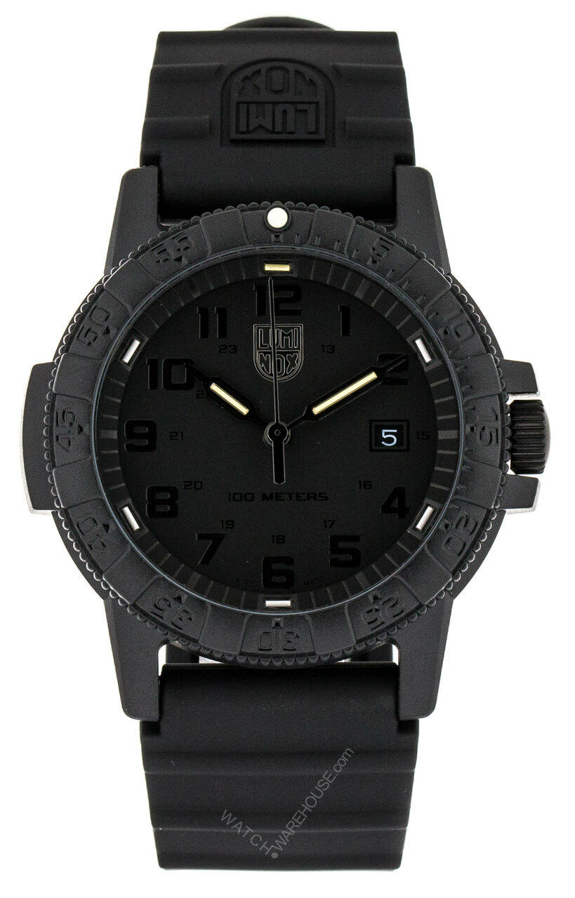 LUMINOX Sea Turtle Giant 0320 Series Rotating Bezel Watch XS.0321.BO Questions & Answers