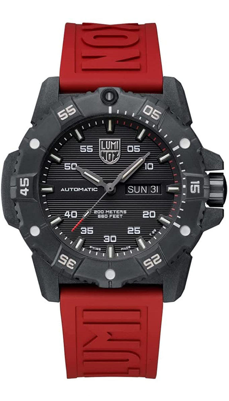 LUMINOX Master Carbon Seal AUTO 45MM Red Rubber Men's Watch XS.3875 Questions & Answers